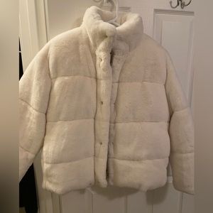 Zara puffer coat size M